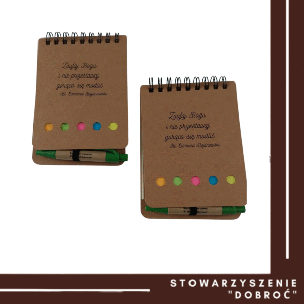 Notesik z długopisem i kartkami samoprzylepnymi